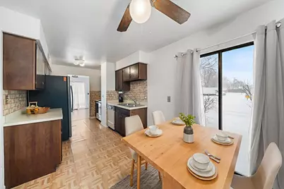 302 Linden Lane, Wheeling, IL 60090 - Photo 7