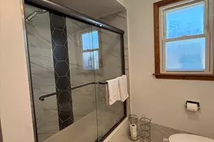 8446 N Clifton Ave, Niles, IL 60714 - Photo 13