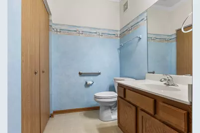801 N McLean Boulevard #124, Elgin, IL 60123 - Photo 9