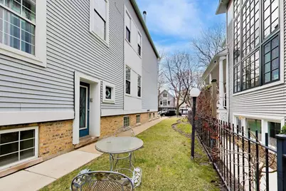 1232 W Nelson Street #B, Chicago, IL 60657 - Photo 17