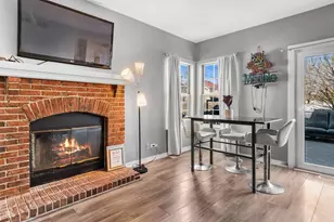 909 Brompton Cir, Bolingbrook, IL 60440 - Photo 9