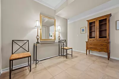 105 E Laurel Avenue #106, Lake Forest, IL 60045 - Photo 3