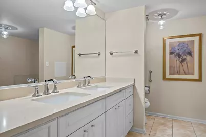 105 E Laurel Avenue #106, Lake Forest, IL 60045 - Photo 19