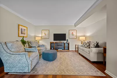 105 E Laurel Avenue #106, Lake Forest, IL 60045 - Photo 9