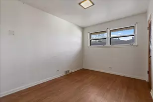 8434 Lawndale Ave, Skokie, IL 60076 - Photo 19