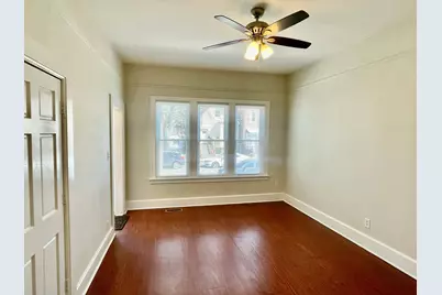 8538 S Buffalo Avenue, Chicago, IL 60617 - Photo 7