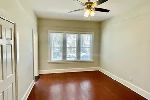 8538 S Buffalo Ave, Chicago, IL 60617 - Photo 7