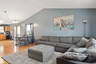 1380 Dahlgren Ln, Minooka, IL 60447 - Photo 3