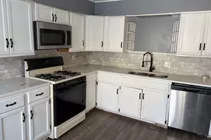 7118 Seminole Dr, Wonder Lake, IL 60097 - Photo 3