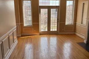 5220 S Michigan Ave, Chicago, IL 60615 - Photo 3