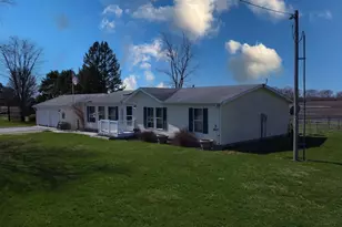 28240 N 990 Road E, Potomac, IL 61865 - Photo 3