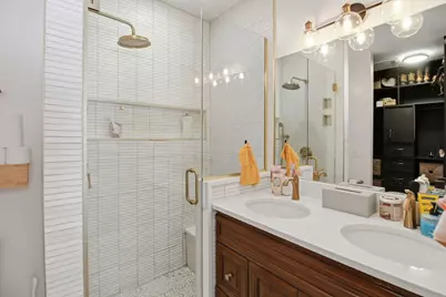 1022 Rosewood Drive, Carpentersville, IL 60110 - Photo 33