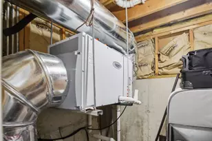 1022 Rosewood Dr, Carpentersville, IL 60110 - Photo 51