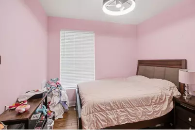 1022 Rosewood Drive, Carpentersville, IL 60110 - Photo 19