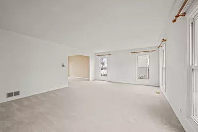 4217 N Ridge Avenue, Arlington Heights, IL 60004 - Photo 7