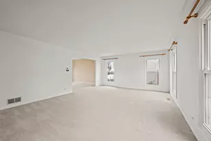 4217 N Ridge Ave, Arlington Heights, IL 60004 - Photo 7