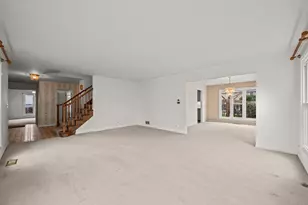 4217 N Ridge Ave, Arlington Heights, IL 60004 - Photo 11