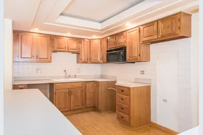 555 S River Road #607, Des Plaines, IL 60016 - Photo 5