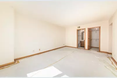 555 S River Road #607, Des Plaines, IL 60016 - Photo 17