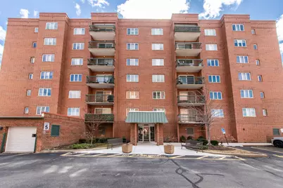 555 S River Road #607, Des Plaines, IL 60016 - Photo 1