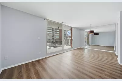 4000 Triumvera Drive #201A, Glenview, IL 60025 - Photo 9