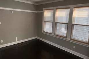 7131 S Wood St, Chicago, IL 60636 - Photo 9