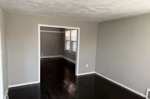 7131 S Wood St, Chicago, IL 60636 - Photo 3