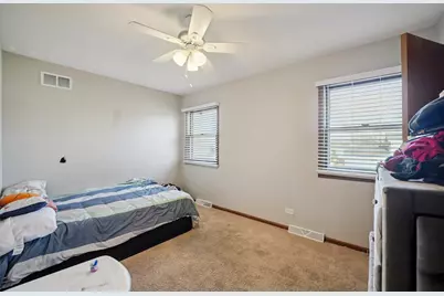 532 Shenandoah Trail, Elgin, IL 60123 - Photo 13