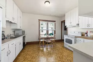 319 Willow Ave, Joliet, IL 60436 - Photo 7