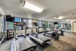 2754 N Hampden Ct, Chicago, IL 60614 - Photo 17