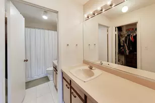 2754 N Hampden Ct, Chicago, IL 60614 - Photo 11