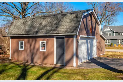 5536 Howard Avenue, La Grange Highlands, IL 60525 - Photo 5