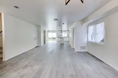 142 W 156th Place, Harvey, IL 60426 - Photo 3