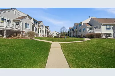 542 Cary Woods Circle, Cary, IL 60013 - Photo 25