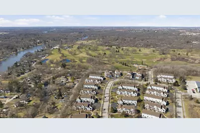 542 Cary Woods Circle, Cary, IL 60013 - Photo 29