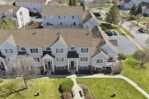 542 Cary Woods Cir, Cary, IL 60013 - Photo 27