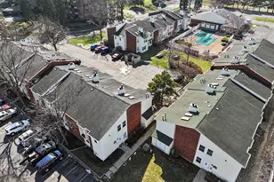 1203 Wyndham Ct, Palatine, IL 60074 - Photo 17