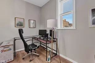 2346 W Thomas St, Chicago, IL 60622 - Photo 9