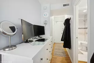 2201 N Cleveland Ave, Chicago, IL 60614 - Photo 3