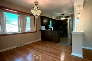 15201 Sunset Dr, Dolton, IL 60419 - Photo 7