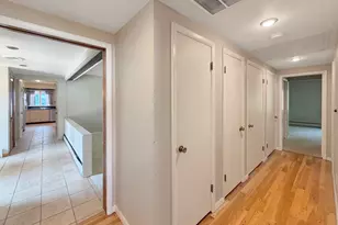 1318 Ridgefield Rd, Freeport, IL 61032 - Photo 21