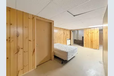 1318 Ridgefield Road, Freeport, IL 61032 - Photo 41