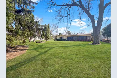 1318 Ridgefield Road, Freeport, IL 61032 - Photo 45