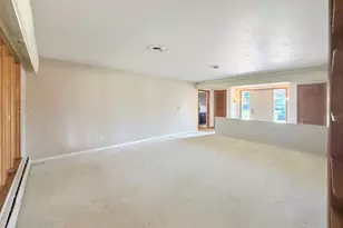 1318 Ridgefield Rd, Freeport, IL 61032 - Photo 17