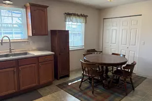 525 Kristy Dr, Centralia, IL 62801 - Photo 11