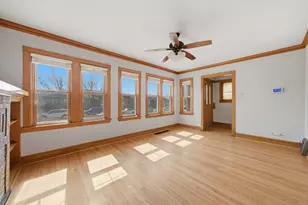 5722 W Eastwood Ave, Chicago, IL 60630 - Photo 7