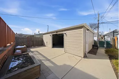 5722 W Eastwood Avenue, Chicago, IL 60630 - Photo 31