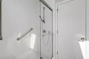 417 Naperville Rd, Clarendon Hills, IL 60514 - Photo 19