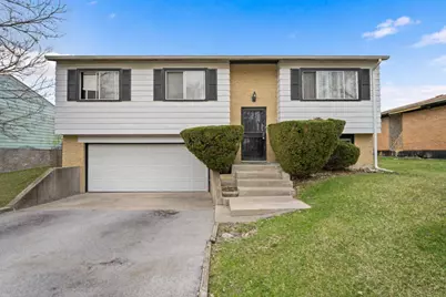720 Blackhawk Drive, University Park, IL 60484 - Photo 1
