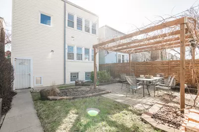 2136 N Avers Avenue #1, Chicago, IL 60647 - Photo 3